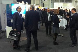 Networking in the exhibition with good resonance also at the SupplyOn booth