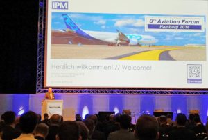 Professor Dr. Johannes Walther (IPM) eröffnet das 8. Aviation Forum in Hamburg
