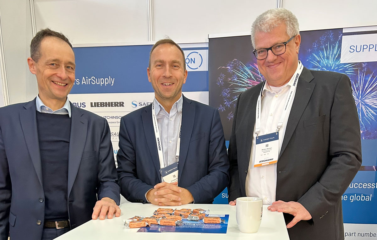 From left to right: Dr. Stefan Berndes (Head of Department Air Transport, Equipment & Materials, BDLI), Rodolphe Péricat (CEO BoostAerospace), Markus Quicken (CEO SupplyOn)