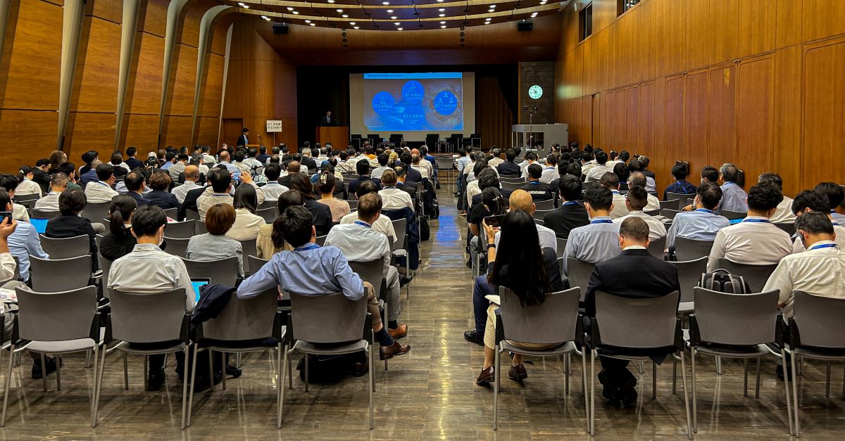 Präsentationen auf der Aeromart Nagoya Tag 1 in der Industrie- und Handelskammer von Nagoya.